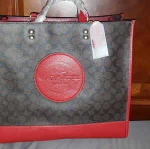 Coach Sig Dempsey Tot 40 Purse